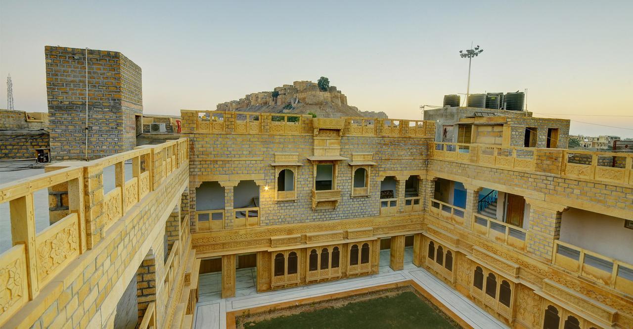 Hotel Neeraj Jaisalmer Exteriör bild